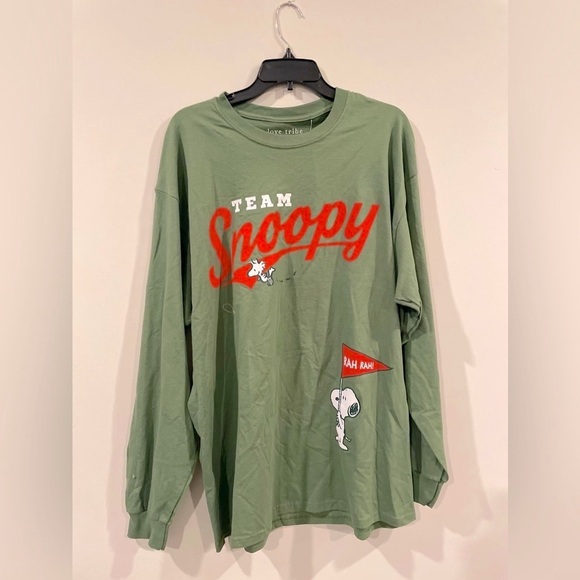 Snoopy-Graphic NWT LOVE TRIBE Trendy Plus Size Long-Sleeve Cotton T-Shirt 3X - Picture 4 of 5